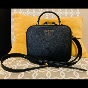 Michael Kors Jet Set Pebbled Crossbody Handbag, Black, Pre-owned